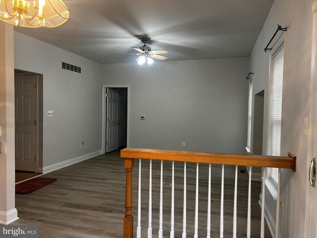 Photo - 101 Westgate Way