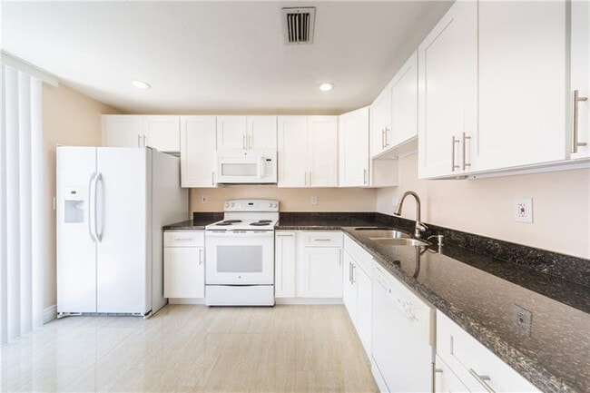 Photo - 1343 Hampton Blvd