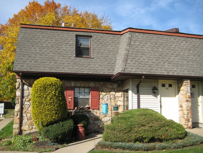 Photo - 440 S State St, Unit F6 Unidad D2