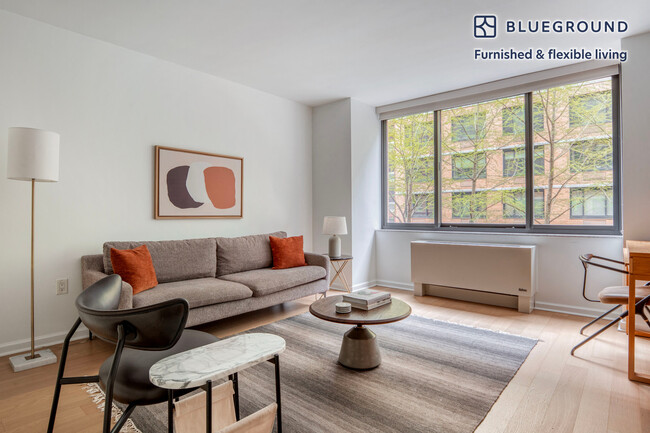 Building Photo - 535 W 23rd St Rental
