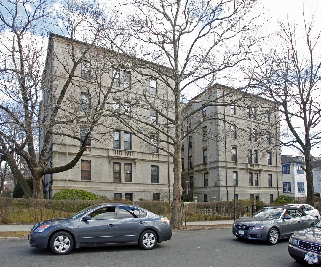 175 Crary Ave - 175 Crary Ave Apartments