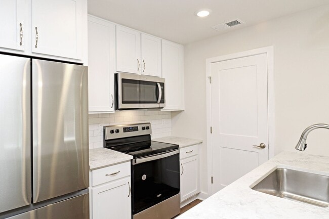 Photo - 5065 Mary Jackson Ct Apartamento Unidad Mary Jackson Ct 5065  B