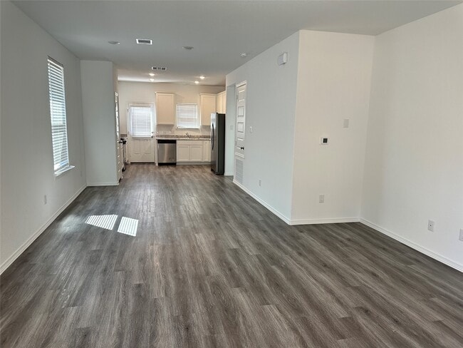 Photo - 16552 Moss Ln