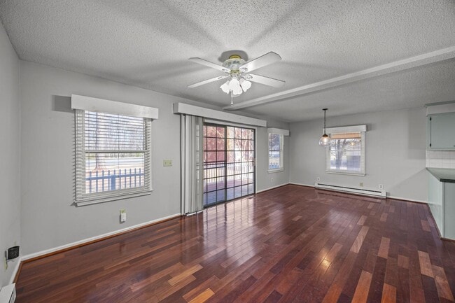 Photo - 4984 HWY 264