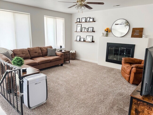 3702 W 4040 S Unit 2