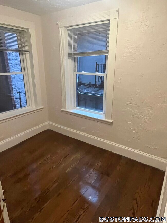 Photo - 4 Garden Ct St Unit 2B