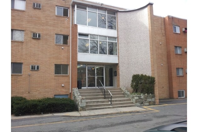 Photo - Parkside Apartments