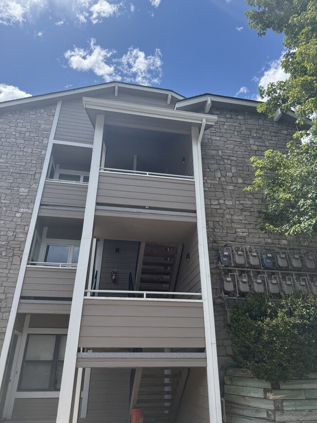 Building Photo - 8376 S Upham Way Rental