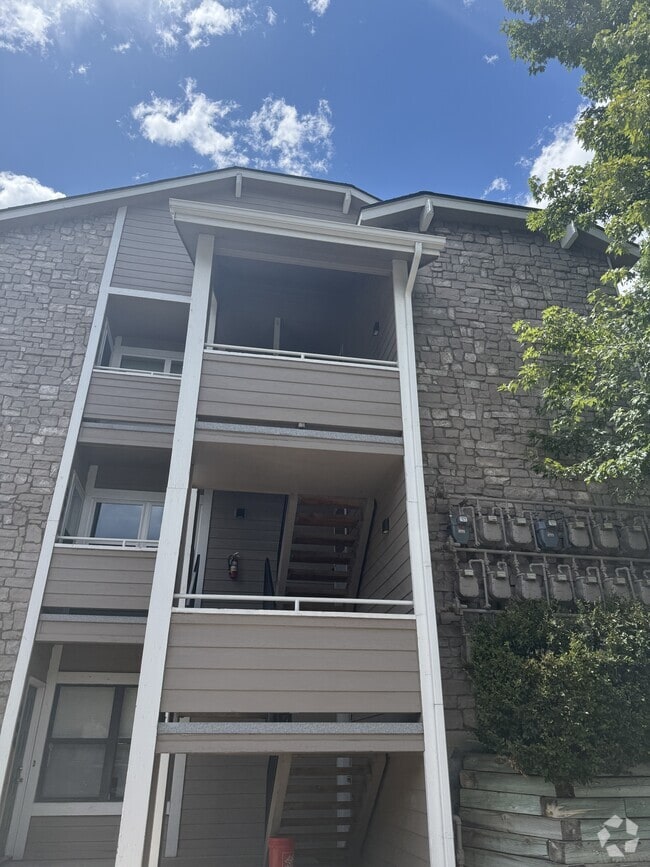 Building Photo - 8376 S Upham Way Rental