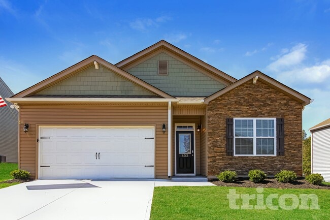 Building Photo - 453 All Seasons Dr