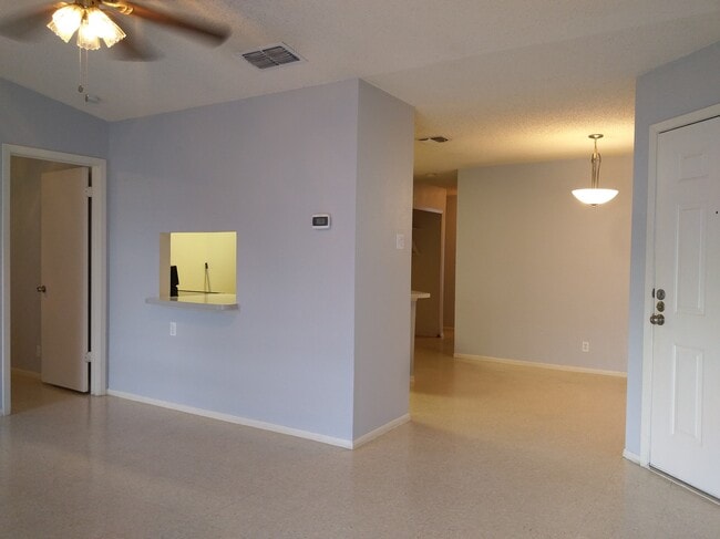 Photo - 2527 Corian Glen Dr