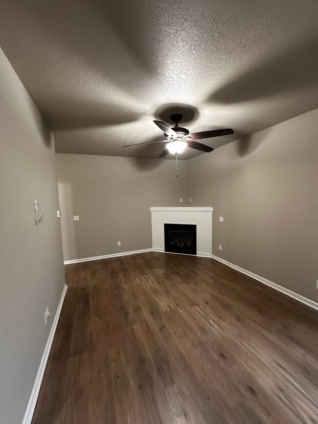 Photo - 2729 Fletch St