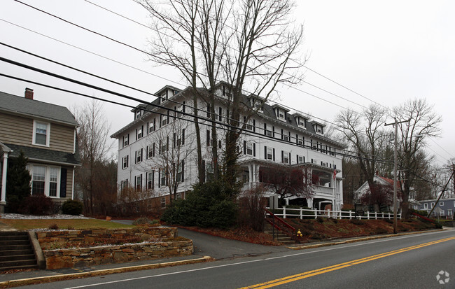 Upton Inn - Upton Inn Apartments