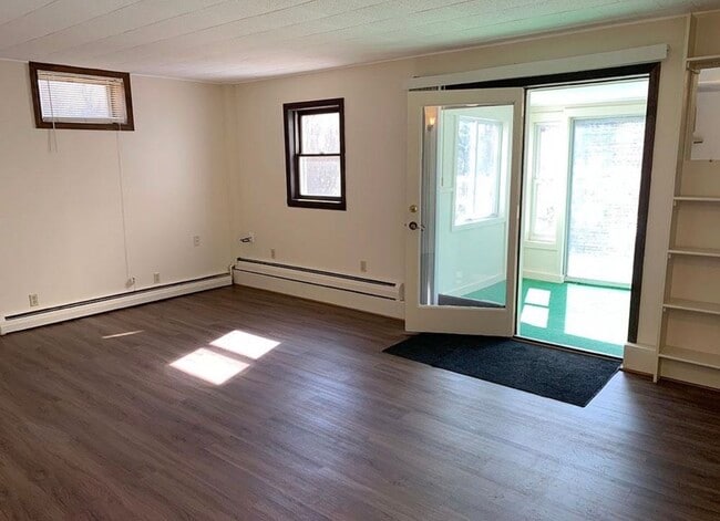 Building Photo - 14 James Foster Rd Unit A