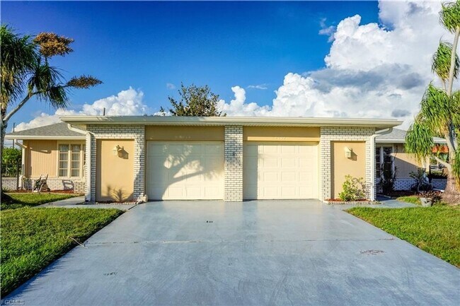 Photo - 6004 Deming Ave