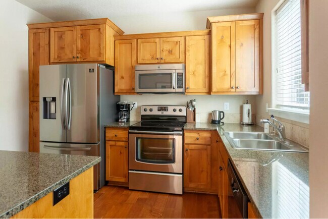 Photo - 16250 SW Baseline Rd