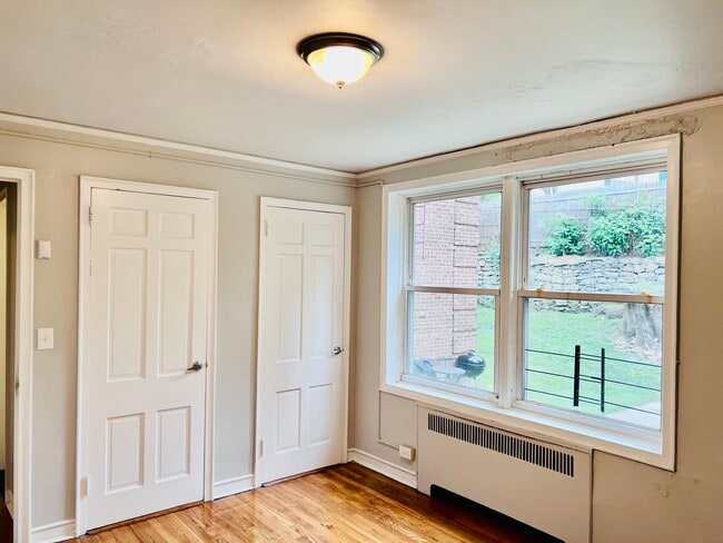 Building Photo - 48 Windle Park Unit D1 Rental