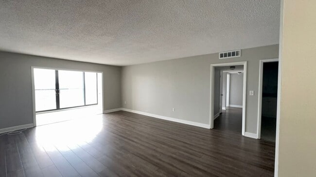 Photo - Newly Renovated Condo Located In Highly Desirable Area Of Forest Acres! Unit 1825 St. Julian Place 10L