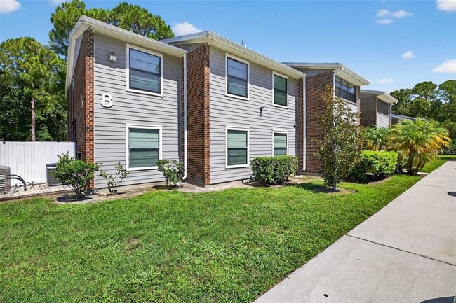 Building Photo - 1400 Gandy Blvd N Unit 816