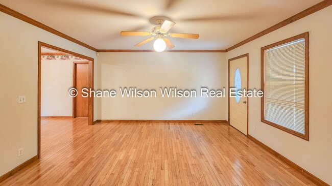Photo - Spacious 2 Bedroom 2 Bath Duplex nestled in a quiet neighborhood in south Dalton.  ALL UTILITIES ... Unidad B