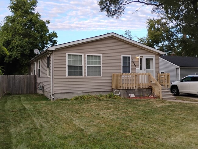 Building Photo - 24745 Outer Dr Rental