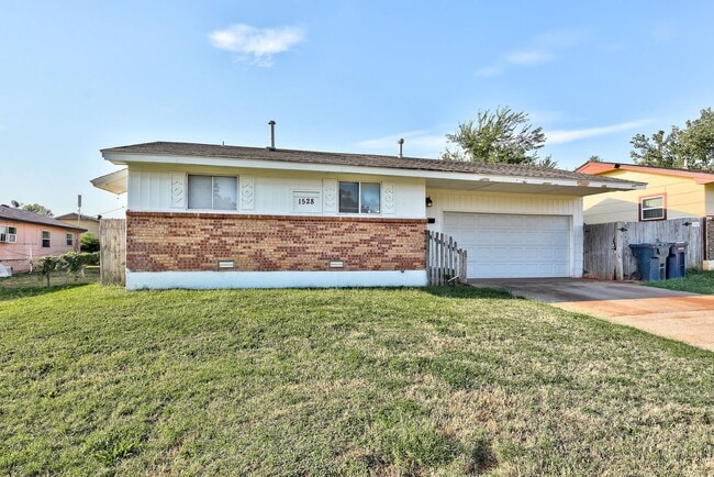 Photo - 1528 SE 49th Terrace