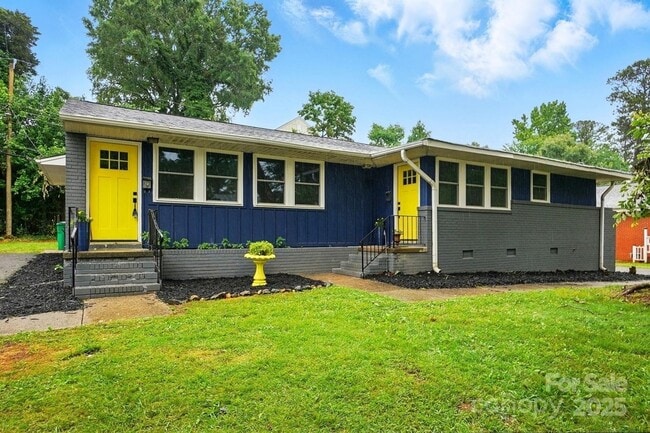 Building Photo - Charming 3BR Duplex in Charlotte Rental