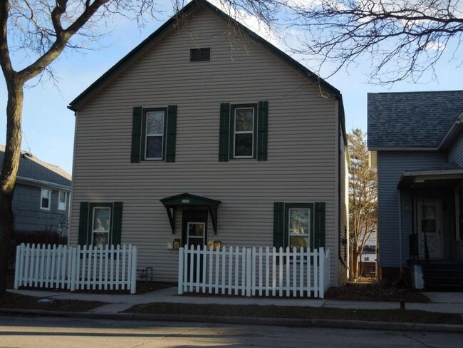 Photo - 1507 Michigan Ave