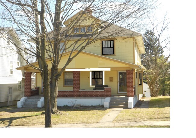 Building Photo - 1804 Far Hills Ave Rental