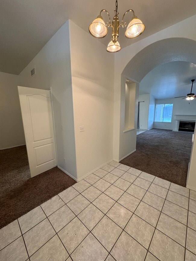 Photo - 1848 E Everglade Ave