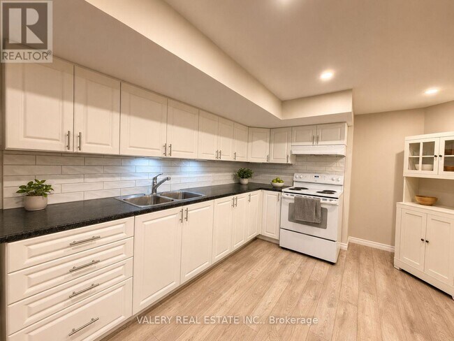 Photo - 1141 Beaver Valley Crescent