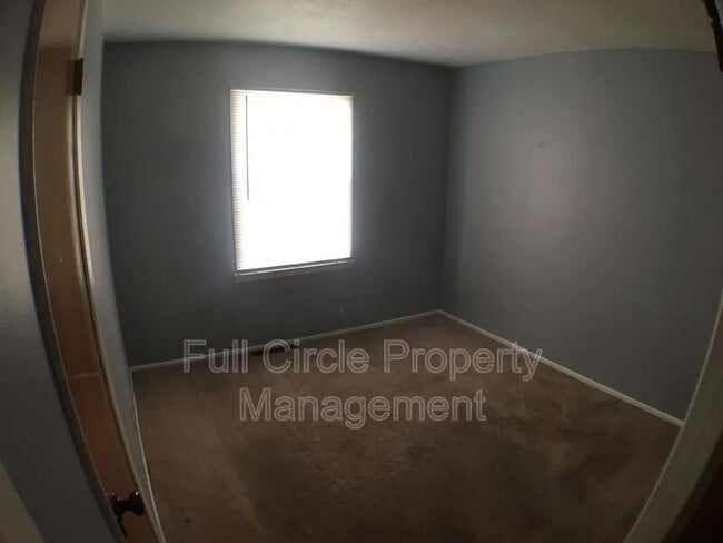 Photo - 7419 S 41st Ave