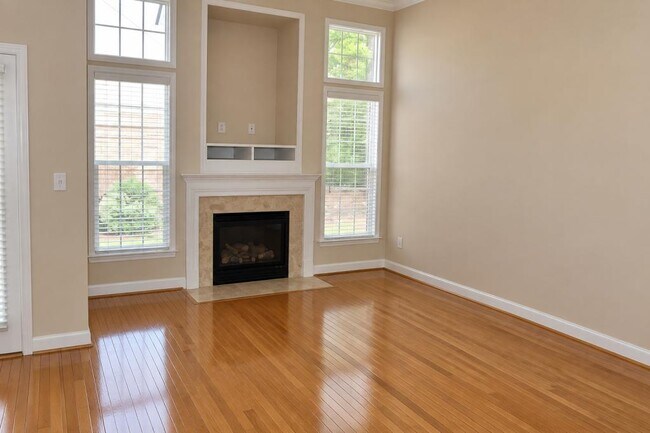 Photo - 4305 Flintlock Ln
