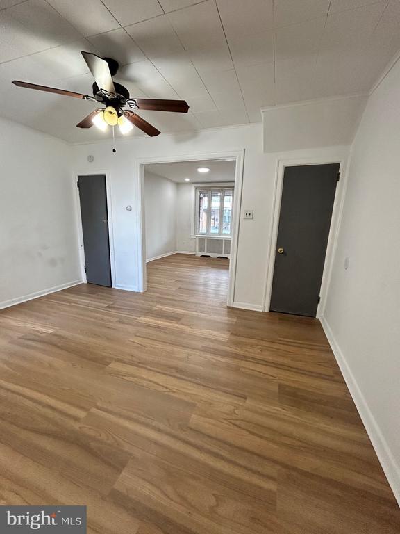 Photo - 5828 N American St