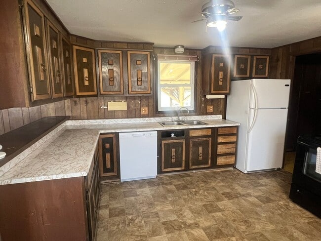 Photo - 3 bed 2 bath mobile home