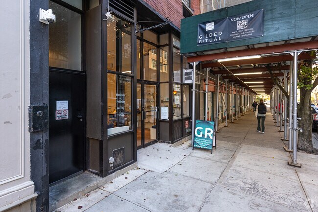 Entrada - 147-149 Reade St