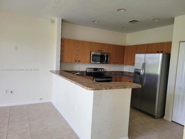 Photo - 8223 SW 27th St