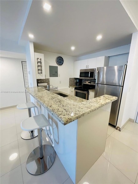 Photo - 3545 NE 167th St Unit 505