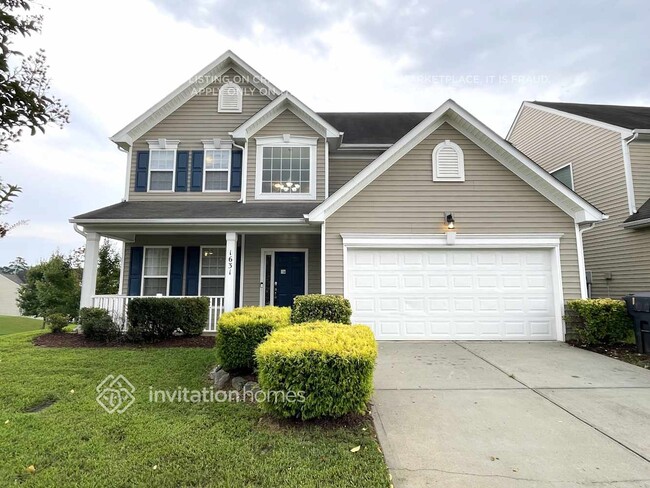 Building Photo - 1631 Eastway Dr