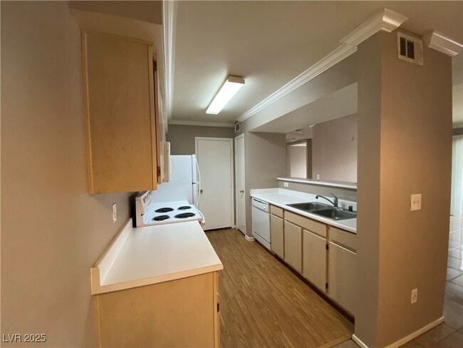 Photo - 1150 N Buffalo Dr Unit 2118