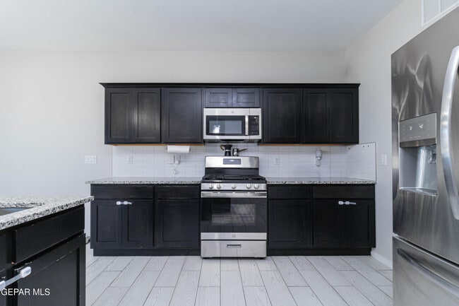 Photo - 13909 Summer View Ave