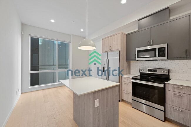 Photo - "Charming 3-Bedroom Townhouse Retreat in the Heart of Seattle - 3104C SW Avalon Way!"
