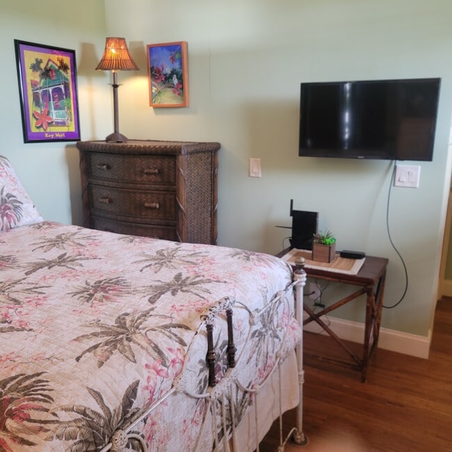 Photo - 2908 Harris Ave Unit Furnished Apartment