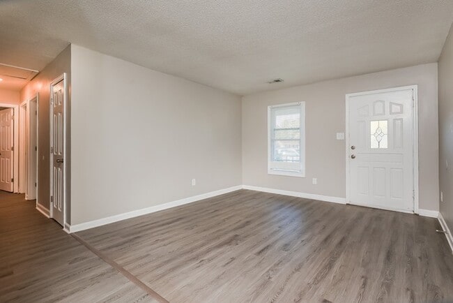 Photo - 1605 Westmoreland Ave