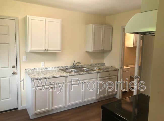 Photo - 804 Garden Rd Unit 804 1/2