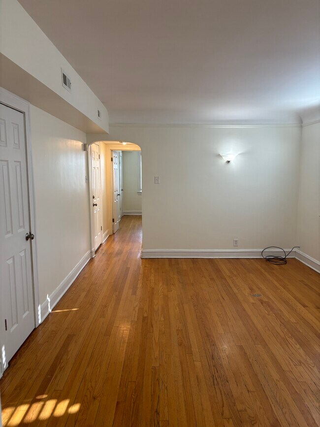 5844 W 55th St Unit #2