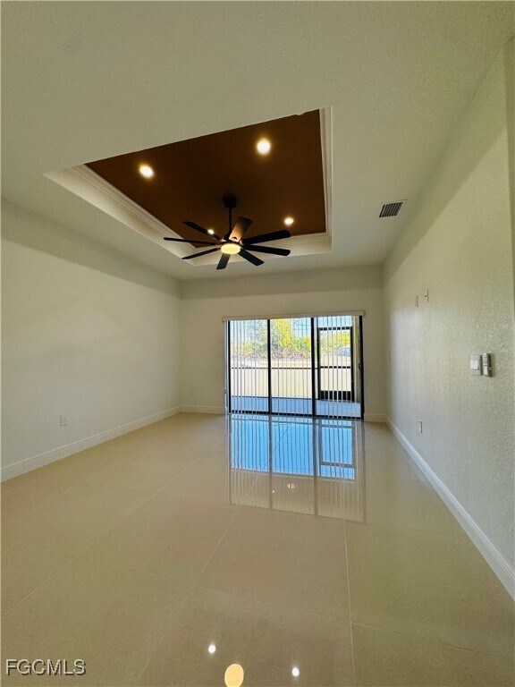 Photo - 3948 20th St W