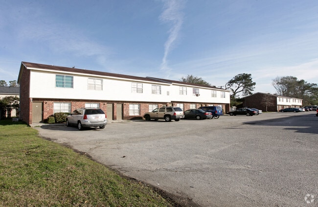 Photo - Canopy on Ashley