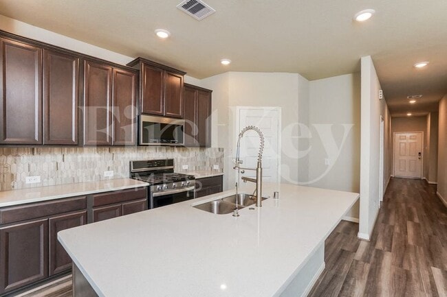 Photo - 1011 Barstow Dr