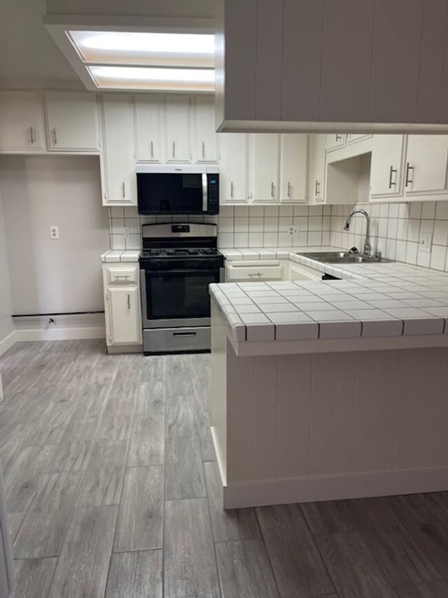 Photo - SH6012C Unit 6012-C